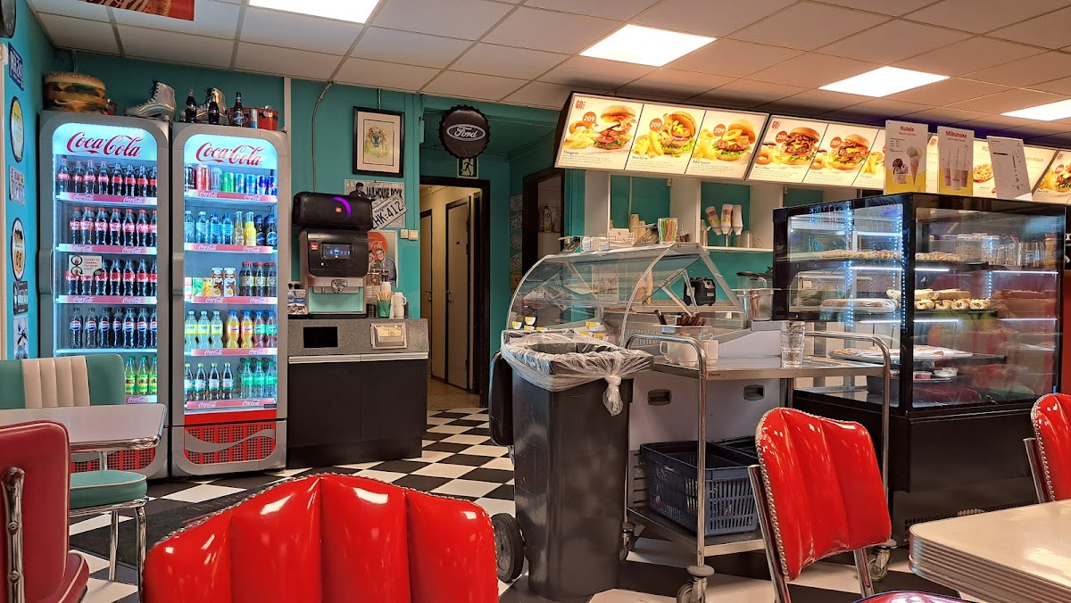 Raymonds Diner As